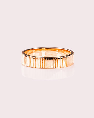 Beveled Cigar Band - Zen Moissanite