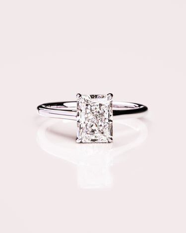Caroline - Radiant - Zen Moissanite