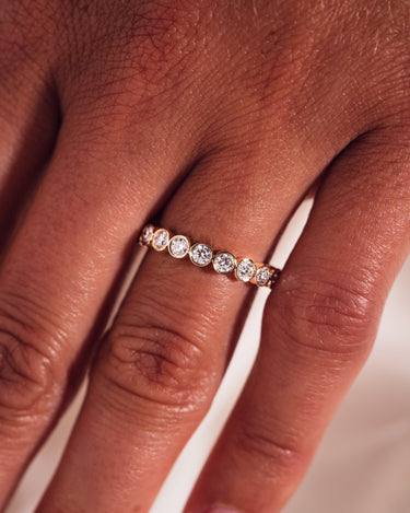 Demi - Round - Zen Moissanite