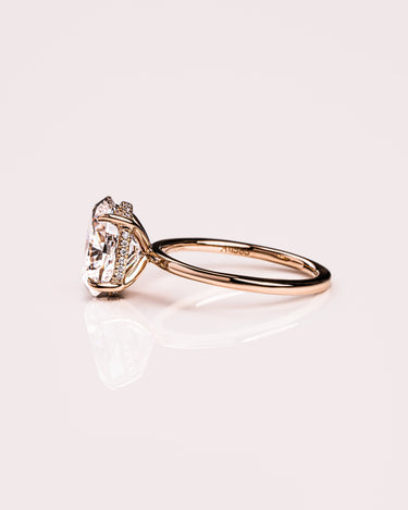 Harley - Oval - Zen Moissanite