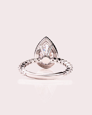 Jenny - Pear - Zen Moissanite