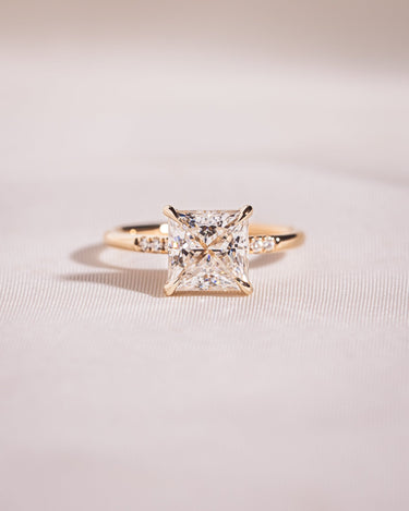 Michelle - Princess - Zen Moissanite
