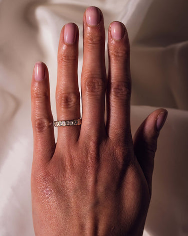 Ready to Ship - Demi - Emerald - Zen Moissanite