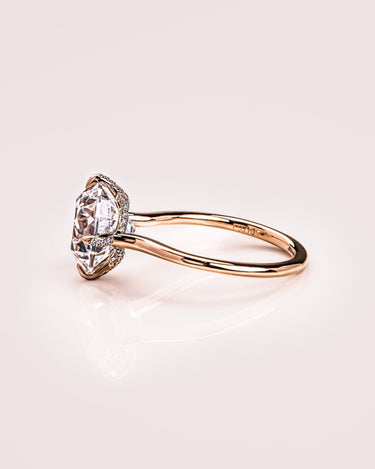 Ready to Ship - Florence - Round - Zen Moissanite