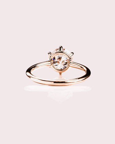 Veronica - Round - Zen Moissanite