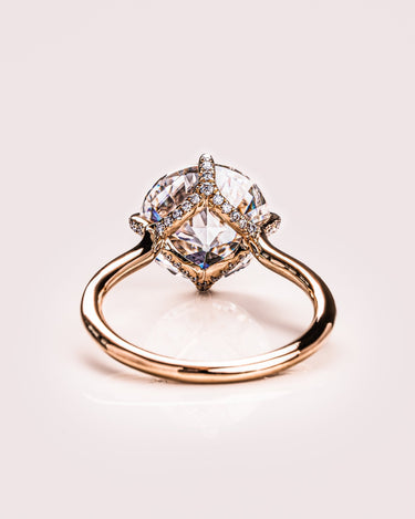 Florence - Round - Zen Moissanite