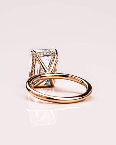 Harley - Emerald - Zen Moissanite