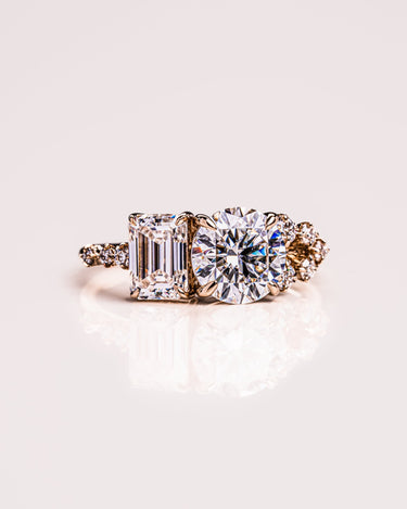Lydia - Emerald & Round - Zen Moissanite
