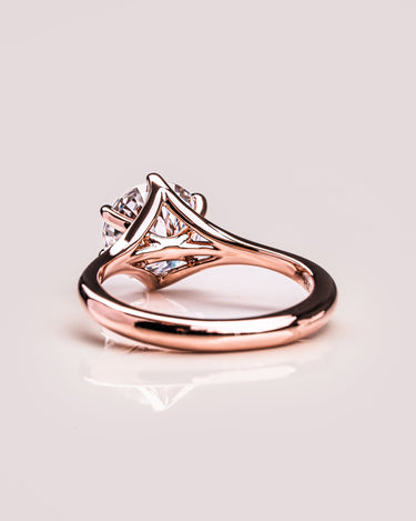 Ready to Ship - Norma - Round - Zen Moissanite