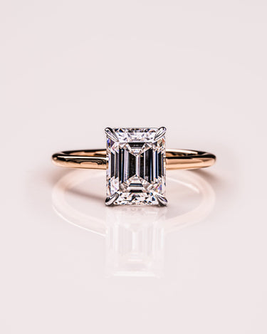 Veronica - Emerald - Zen Moissanite