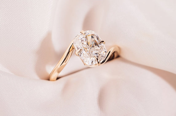 Does Moissanite Get Cloudy? Dispelling the 