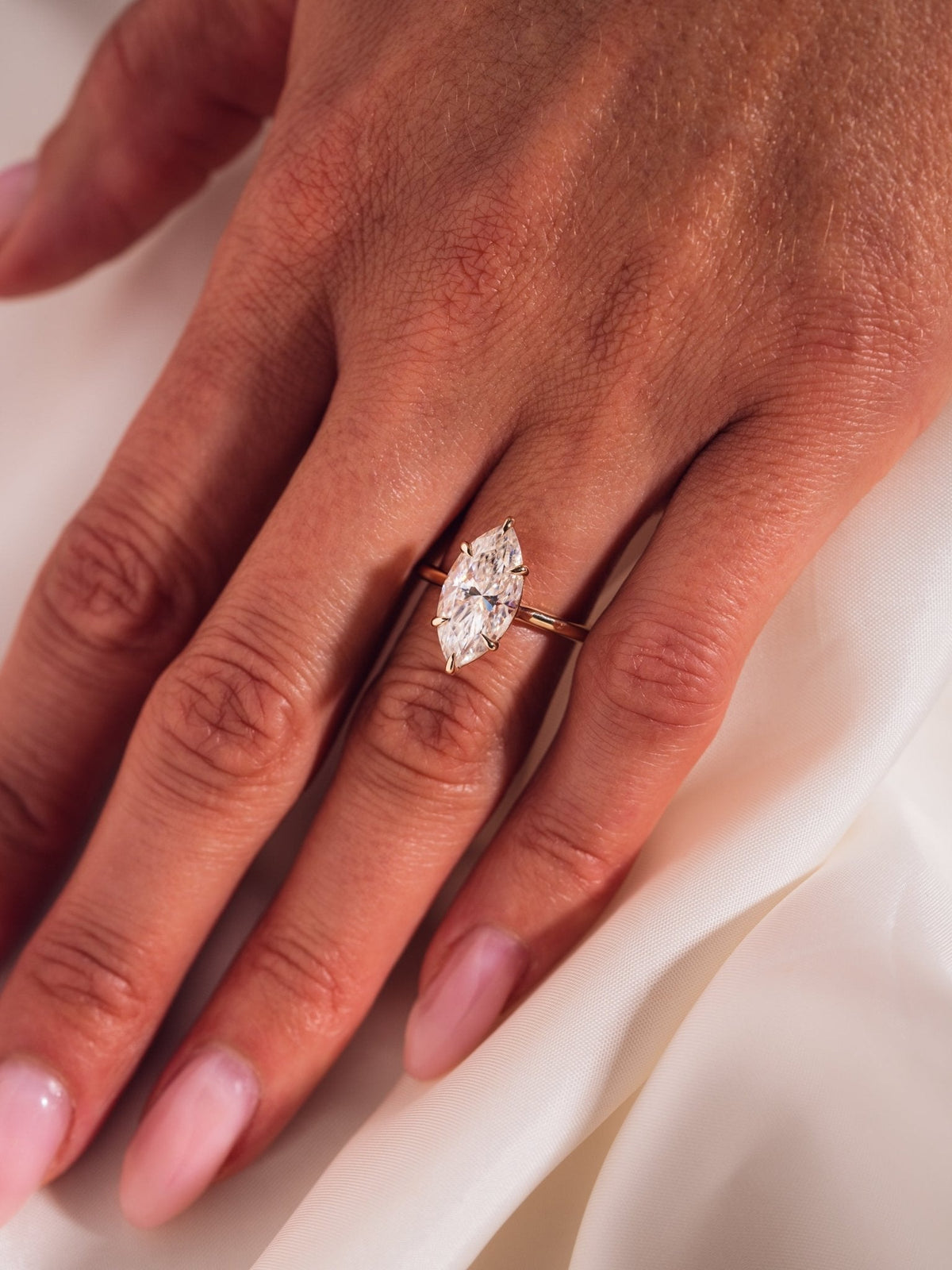 In Stock - Engagement - Zen Moissanite