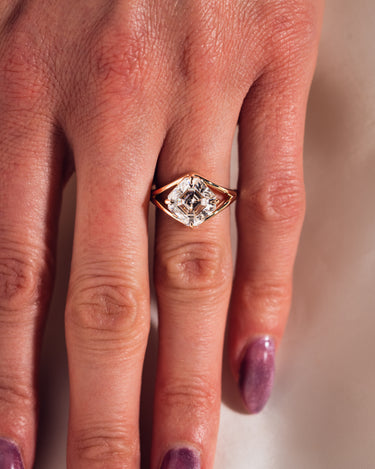 Ready to Ship - Parker - Asscher