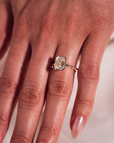 Beth - Emerald Lab - Diamond - Zen Moissanite
