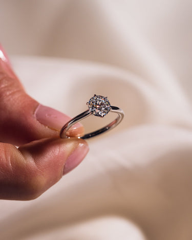 Camilla - Round (Grey) - Zen Moissanite