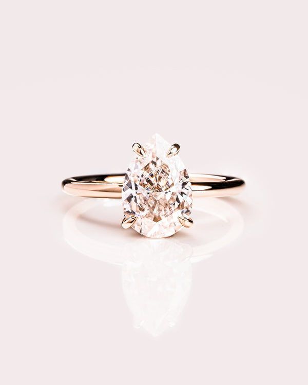 Harley - Pear - Zen Moissanite
