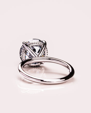 Harley - Round (Grey) - Zen Moissanite
