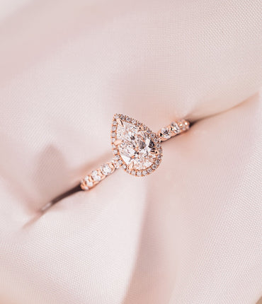 Jenny - Pear Lab-Diamond