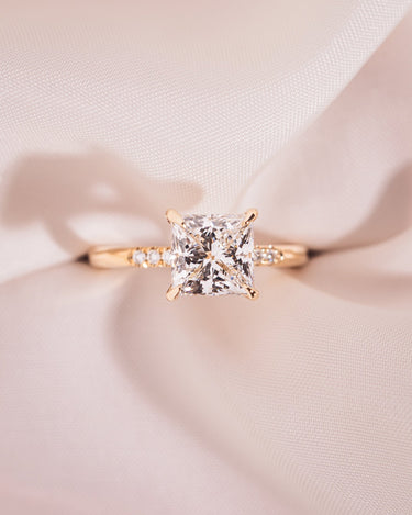 Michelle - Princess Lab - Diamond - Zen Moissanite