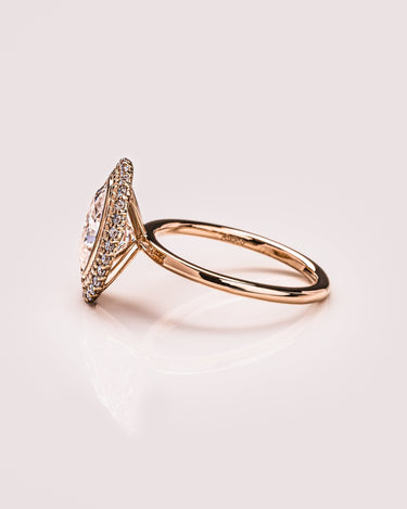 Ready to Ship - Eleana - Oval - Zen Moissanite