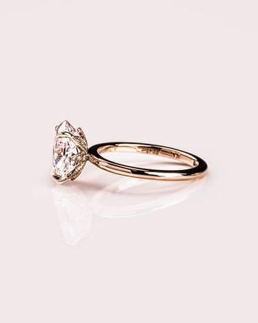 Ready to Ship - Floralie - Oval - Zen Moissanite