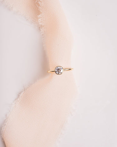 Ready to Ship - Mabel - Zen Moissanite
