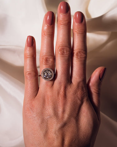 Eleana - Round - Zen Moissanite