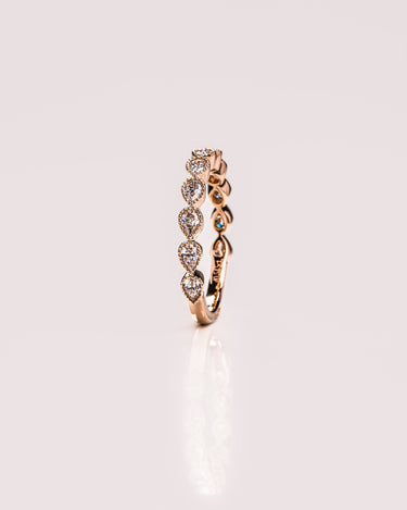 Iris - Pear - Zen Moissanite
