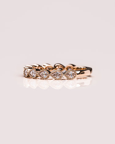 Iris - Pear - Zen Moissanite