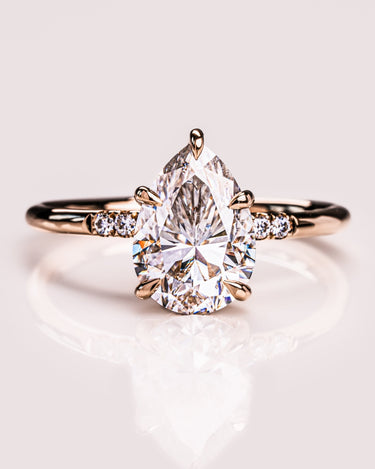 Michelle - Pear - Zen Moissanite