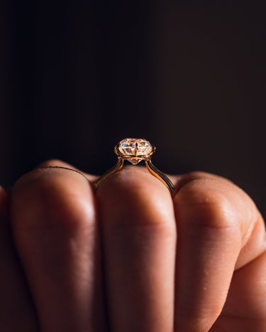 Veronica - Round - Zen Moissanite